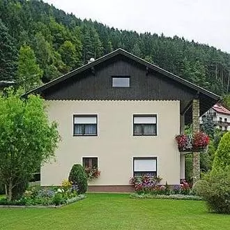 Механические рольставни для дачи серии Trend